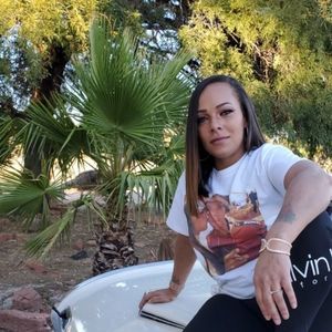 Meet your Posher, Mamie